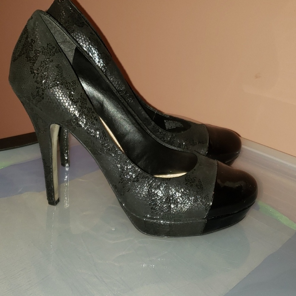 Arturo Chang Python Print W/ Patent Platform Pumps - image 3